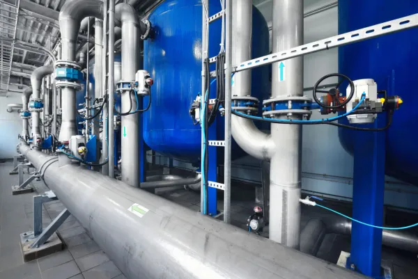 Modern industrial plumbing system installation